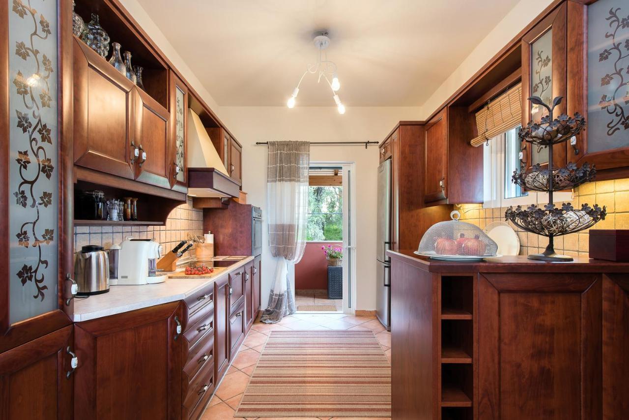Lily'S House Villa Áno Korakiána Екстериор снимка